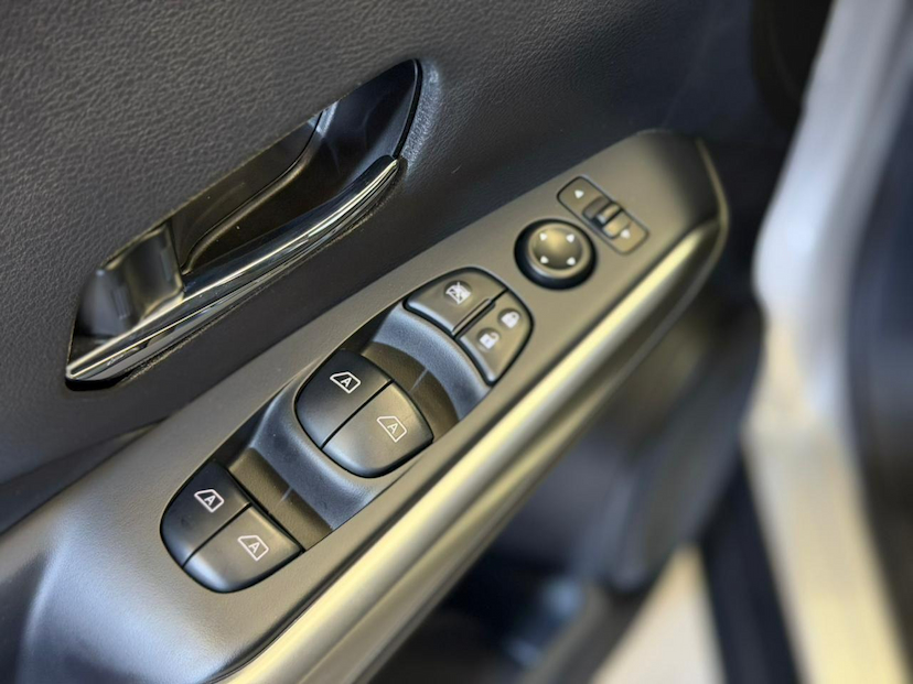 Foto do veículo NISSAN KICKS  PLAY ADVANCE PLUS 1.6 16V FLEX AUT 2025 9.959 KM 127.900,00