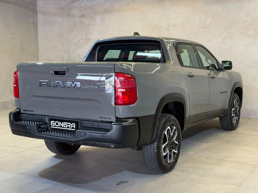 Foto do veículo RAM RAMPAGE  REBEL 2.0 TB CD 4X4 DIESEL AUT. 2024 27.364 KM 192.900,00