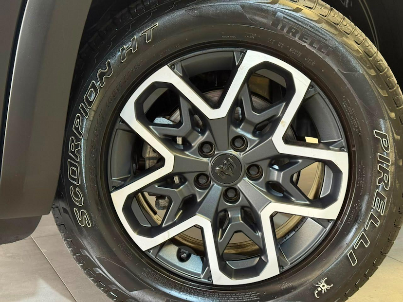 Foto do veículo RAM RAMPAGE  REBEL 2.0 TB CD 4X4 DIESEL AUT. 2024 27.364 KM 192.900,00