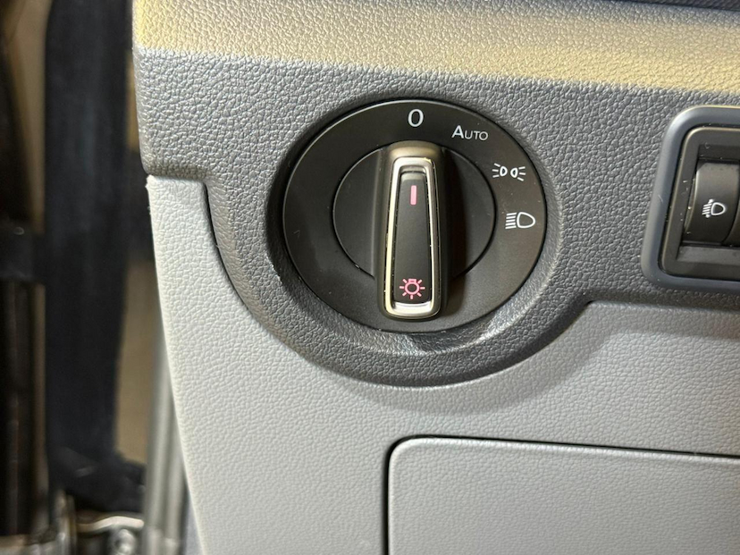 Foto do veículo VOLKSWAGEN T-CROSS T CROSS SENSE TSI 2022 47.247 KM 93.900,00