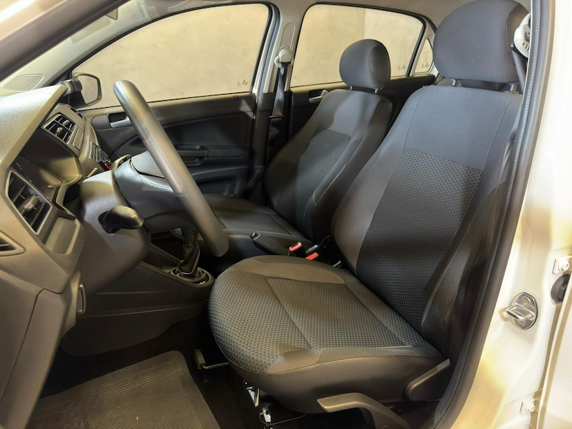 Foto do veículo VOLKSWAGEN GOL  TRENDLINE 1.0 4P 2018 84.760 KM 45.900,00