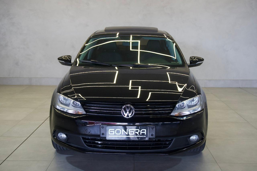 Foto do veículo VOLKSWAGEN JETTA  2.0 2012 138.255 KM 64.900,00