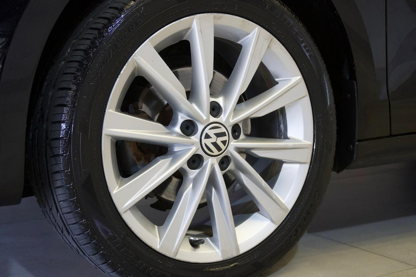 Foto do veículo VOLKSWAGEN JETTA  2.0 2012 138.255 KM 64.900,00