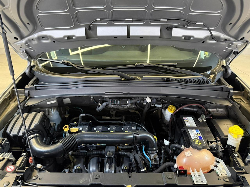 Foto do veículo JEEP RENEGADE  LNGTD AT 2021 80.250 KM 86.900,00