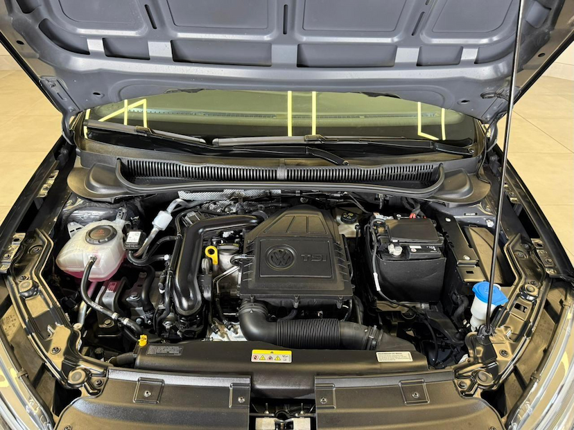 Foto do veículo VOLKSWAGEN NIVUS  1.0 200 TSI HIGHLINE 2023 54.432 KM 109.900,00