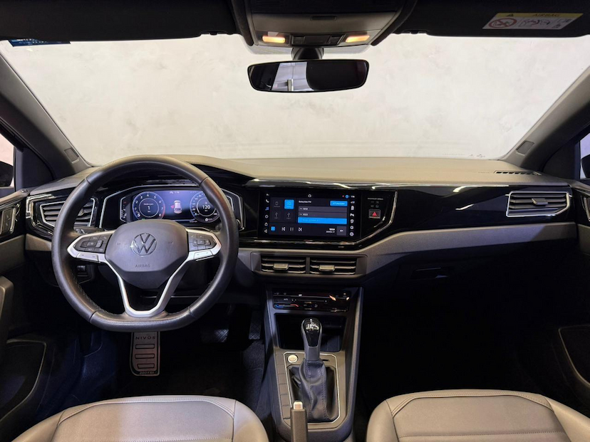 Foto do veículo VOLKSWAGEN NIVUS  1.0 200 TSI HIGHLINE 2023 54.432 KM 109.900,00