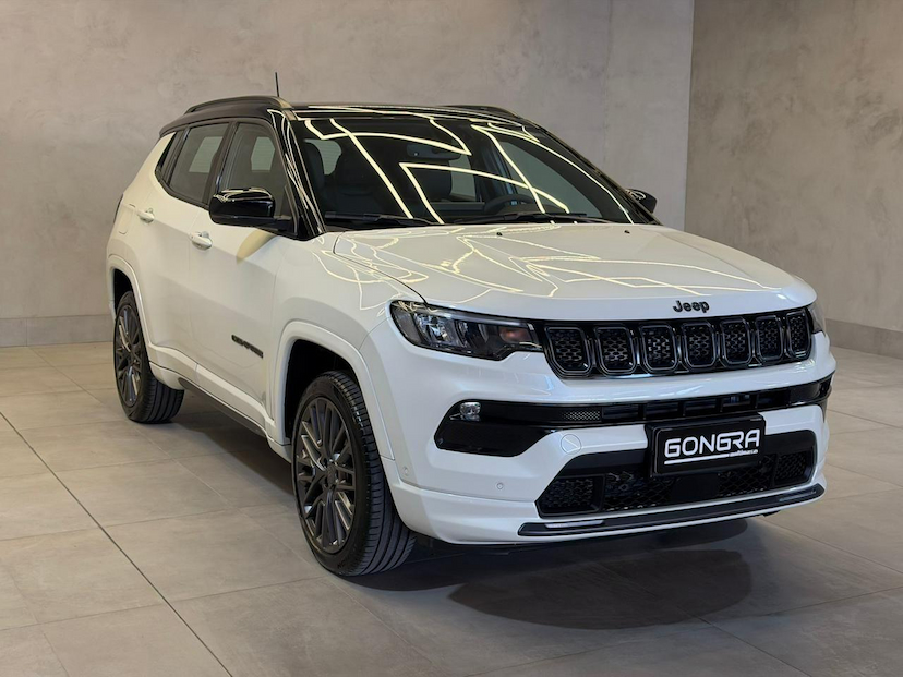 Foto do veículo JEEP COMPASS  SERIE S TF 2024 14.787 KM 164.900,00