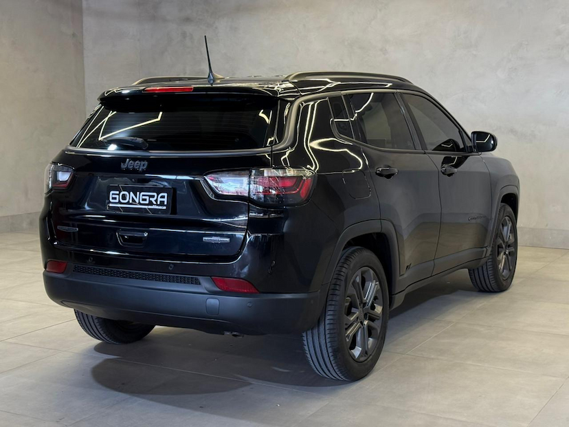 Foto do veículo JEEP COMPASS  LONG. NIG. EAGLE 1.3 4X2 FLEX AUT. 2025 20.000 KM 152.900,00