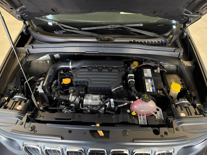 Foto do veículo JEEP RENEGADE  LGTD T270 2024 17.245 KM 114.900,00