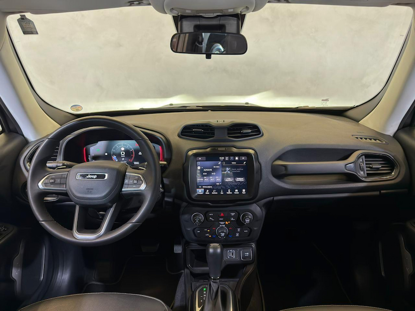 Foto do veículo JEEP RENEGADE  LGTD T270 2024 17.245 KM 114.900,00