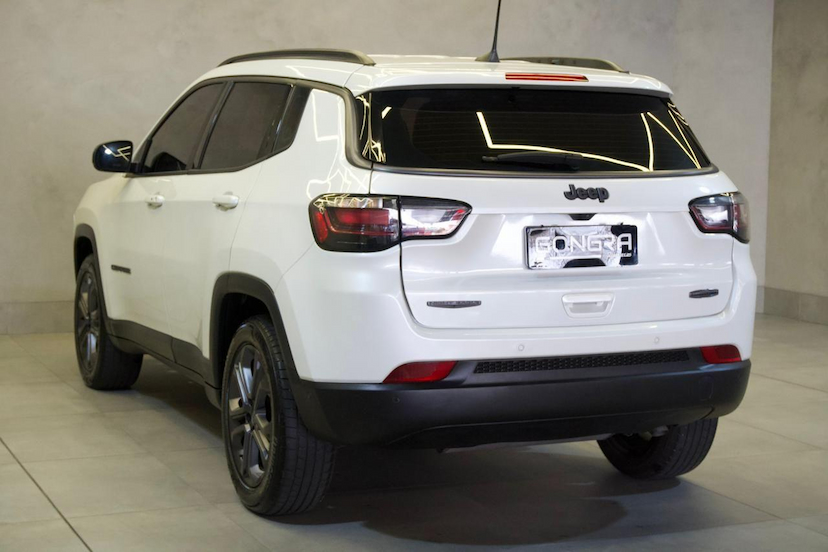 Foto do veículo JEEP COMPASS  LONG. NIG. EAGLE 1.3 4X2 FLEX AUT. 2025 16.318 KM 159.900,00