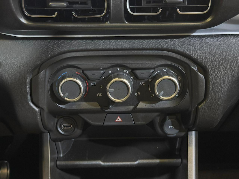 Foto do veículo CITROËN AIRCROSS C3AIRCROSS  2024 18.603 KM 102.900,00
