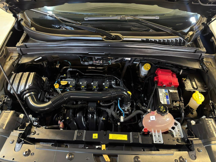 Foto do veículo JEEP RENEGADE  SPORT 1.8 FLEX AUT 2021 41.264 KM 83.900,00