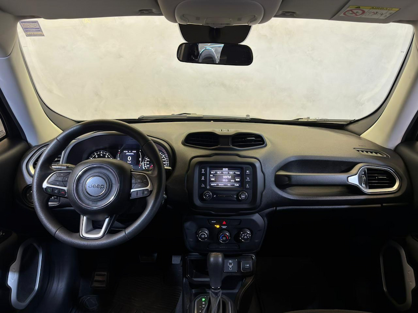 Foto do veículo JEEP RENEGADE  SPORT 1.8 FLEX AUT 2021 41.264 KM 83.900,00