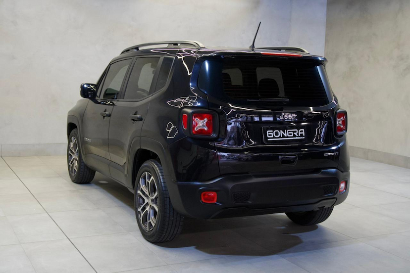 Foto do veículo JEEP RENEGADE  SPORT AT 2021 56.004 KM 81.900,00