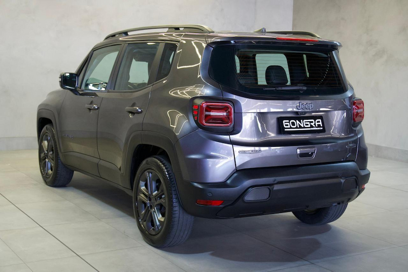 Foto do veículo JEEP RENEGADE  LONGITUDE NIGHT EAGLE 1.3 TB FLEX AUT 2025 9.483 KM 128.900,00