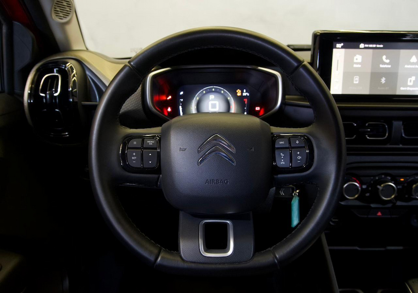 Foto do veículo CITROËN AIRCROSS C3  SHINE 1.0 FLEX TB 200 AUT. 2024 19.065 KM 102.900,00