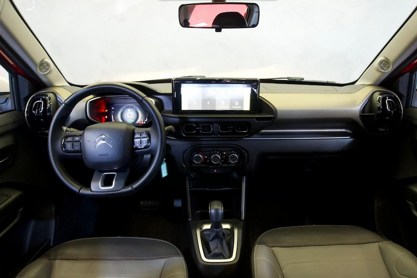 Foto do veículo CITROËN AIRCROSS C3  SHINE 1.0 FLEX TB 200 AUT. 2024 19.065 KM 102.900,00