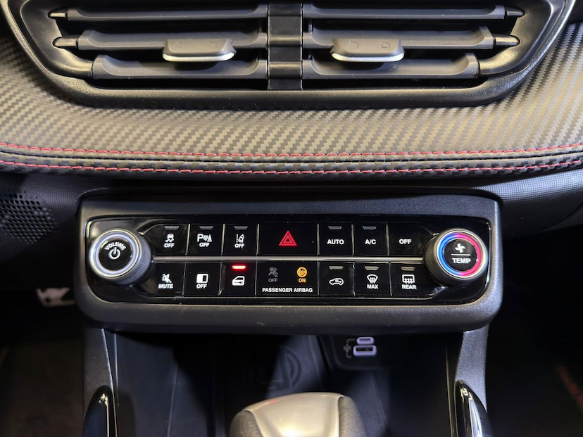 Foto do veículo FIAT PULSE  ABARTH 270 2025 1.188 KM 132.900,00