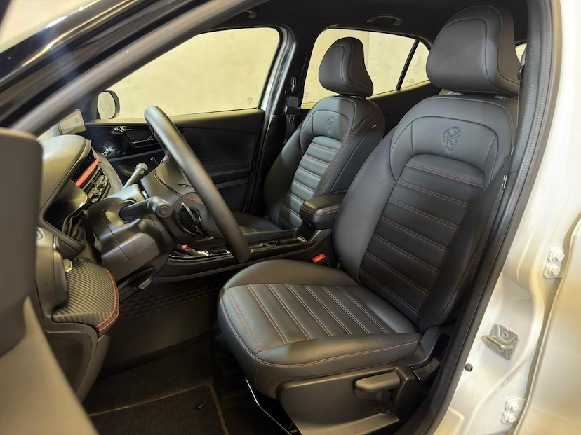 Foto do veículo FIAT PULSE  ABARTH 270 2025 1.188 KM 132.900,00