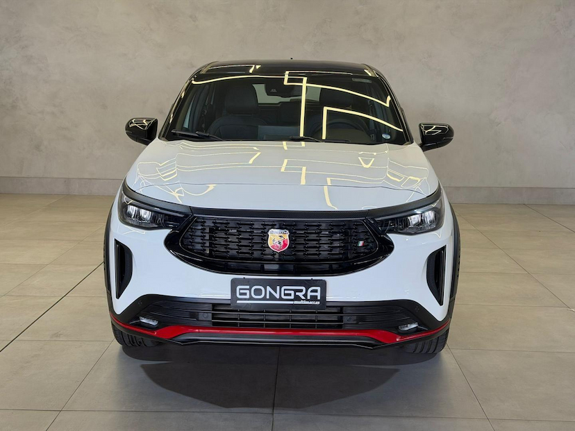 Foto do veículo FIAT PULSE  ABARTH 270 2025 1.188 KM 132.900,00