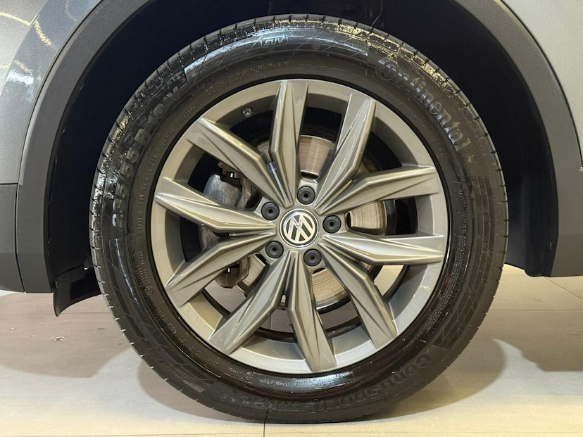 Foto do veículo VOLKSWAGEN TIGUAN  ALLSPACE CL 2019 89.162 KM 119.900,00