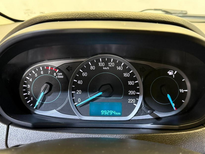 Foto do veículo FORD KA  SE PLUS 1.0 HA C 2020 99.262 KM 51.900,00