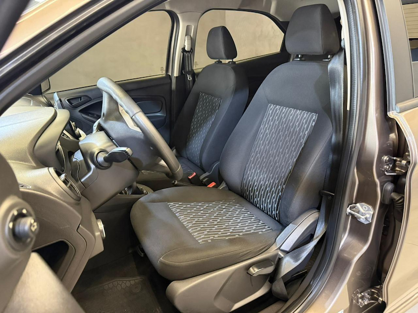 Foto do veículo FORD KA  SE PLUS 1.0 HA C 2020 99.262 KM 51.900,00
