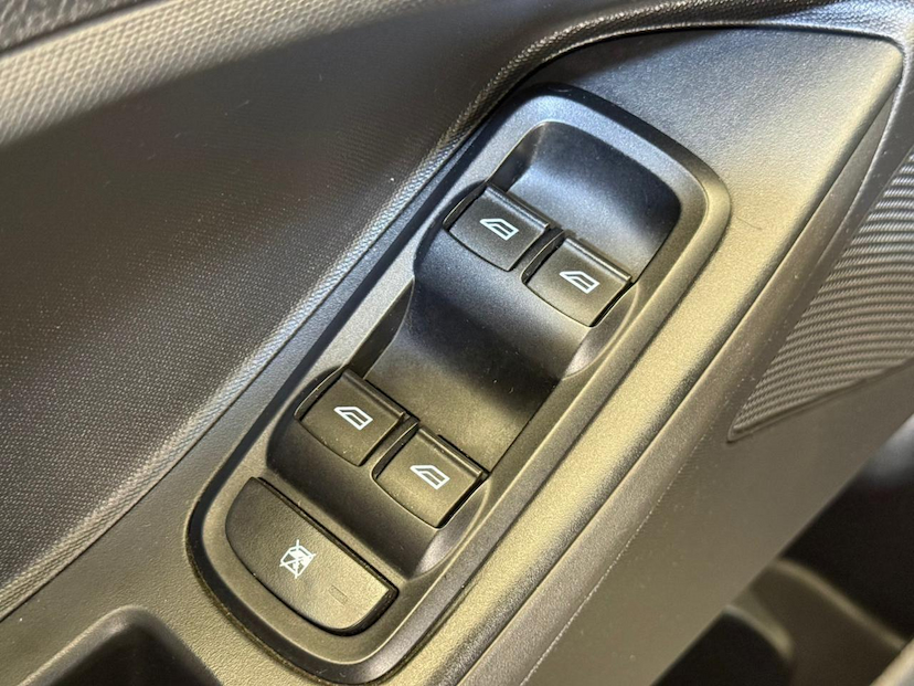 Foto do veículo FORD KA  SE PLUS 1.0 HA C 2020 99.262 KM 51.900,00