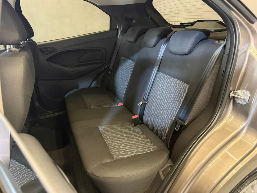 Foto do veículo FORD KA  SE PLUS 1.0 HA C 2020 99.262 KM 51.900,00