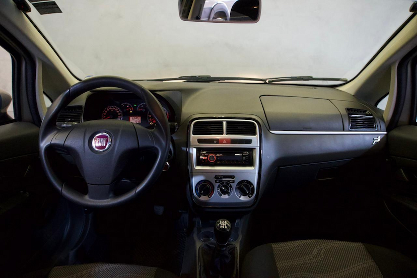 Foto do veículo FIAT PUNTO  1.4 2010 102.250 KM 38.900,00
