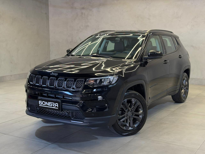 Foto do veículo JEEP COMPASS  LONG TF 2024 15.347 KM 139.900,00