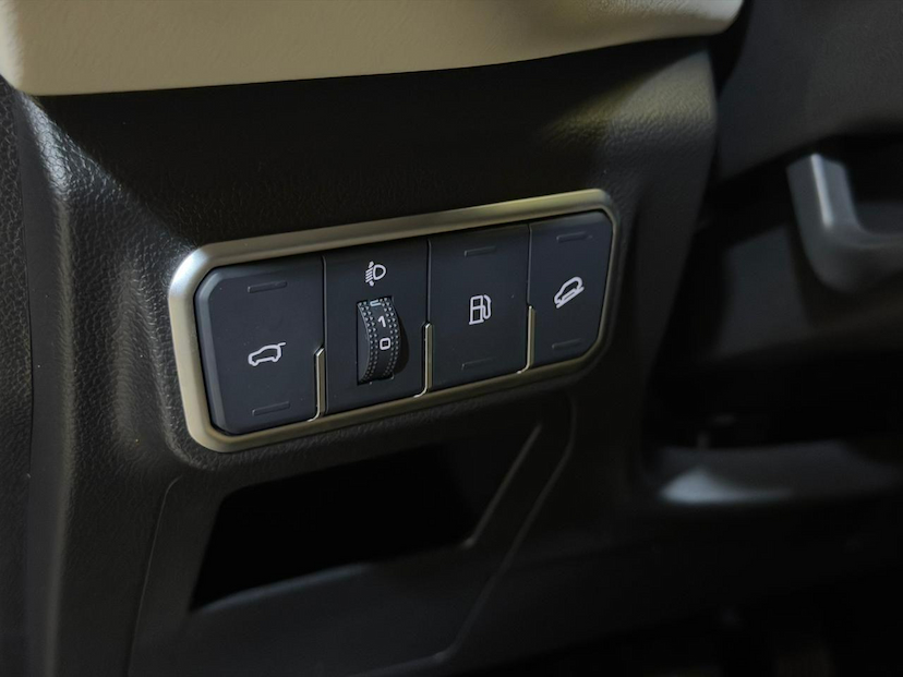 Foto do veículo GWM HAVAL H6  H6 PHEV19 2025 25.691 KM 195.900,00