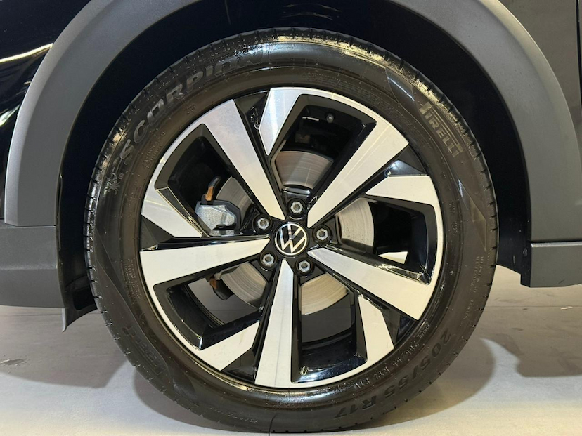 Foto do veículo VOLKSWAGEN NIVUS  HL TSI 2023 12.230 KM 122.900,00