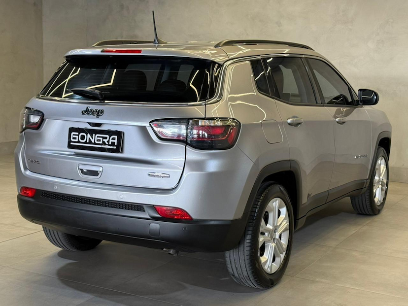 Foto do veículo JEEP COMPASS  LONG TF 2022 34.124 KM 126.900,00