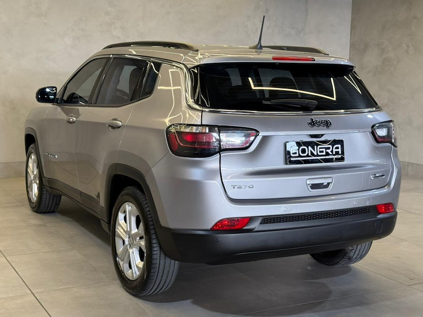 Foto do veículo JEEP COMPASS  LONG TF 2022 34.124 KM 126.900,00