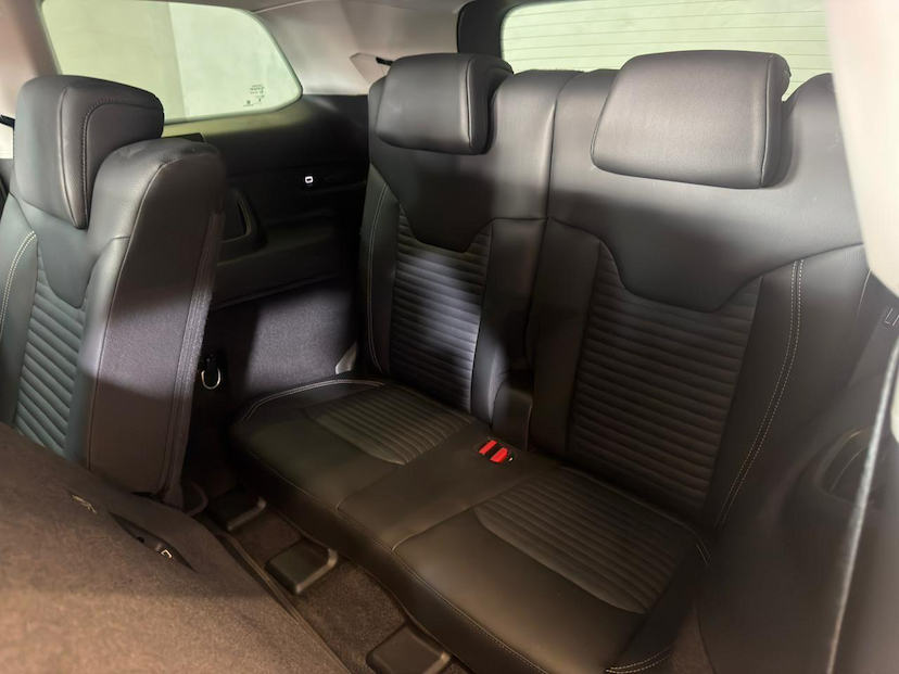 Foto do veículo JEEP COMMANDER  LONGITUDE T270 1.3 TB FLEX AUT 2026 5.800 KM 189.900,00
