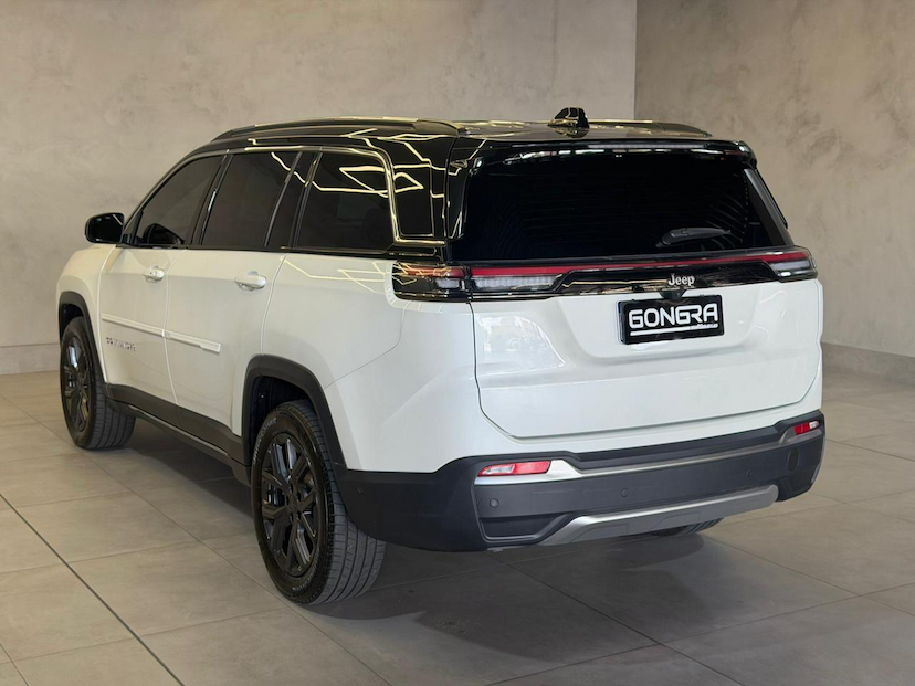 Foto do veículo JEEP COMMANDER  LONGITUDE T270 1.3 TB FLEX AUT 2026 5.800 KM 189.900,00
