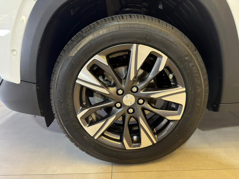 Foto do veículo CHEVROLET TRACKER  PREMIER 1.2 TURBO 12V FLEX AUT 2024 63.092 KM 115.900,00