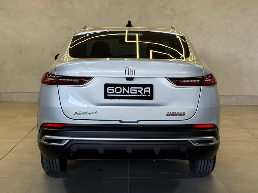 Foto do veículo FIAT FASTBACK  AUDACE TURBO 200 FLEX AT 4P 2023 38.817 KM 106.900,00