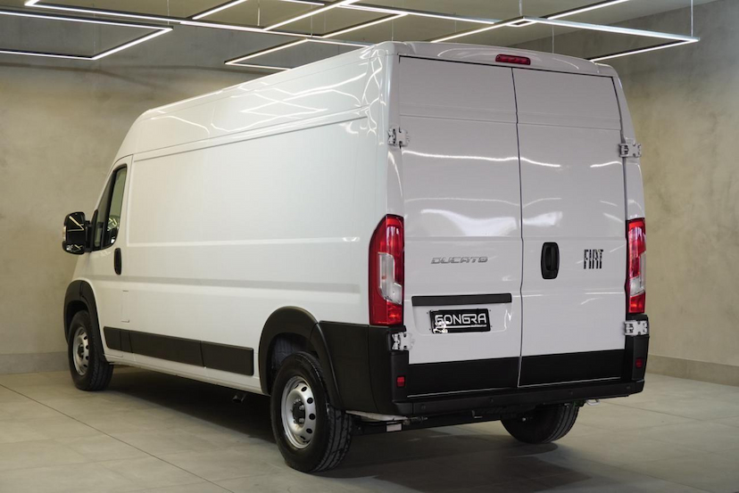 Foto do veículo FIAT DUCATO  MAXICARGO 2024 33.050 KM 214.900,00