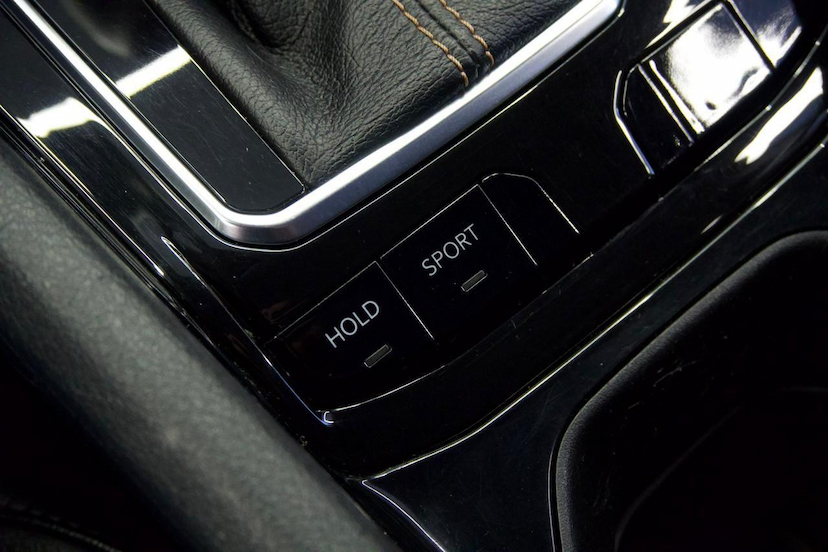 Foto do veículo JEEP COMPASS  LIMITED T270 1.3 TB 4X2 FLEX AUT 2022 53.783 KM 129.900,00
