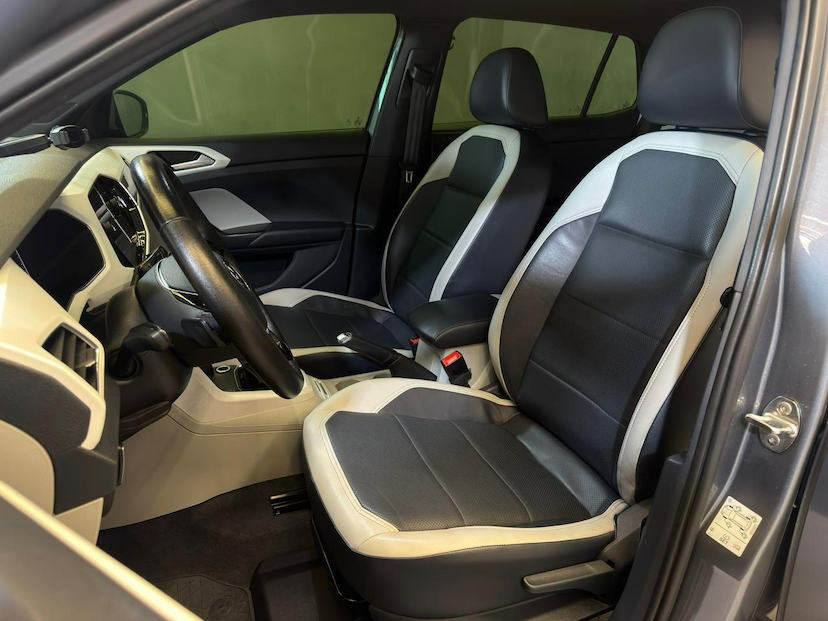Foto do veículo VOLKSWAGEN T-CROSS T CROSS HL TSI AE 2020 63.866 KM 112.900,00