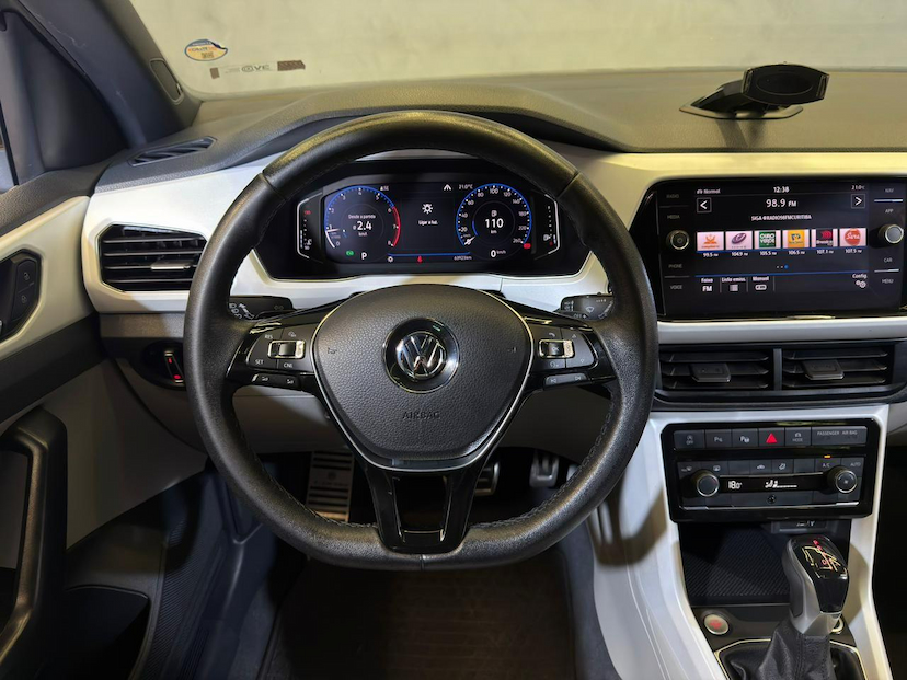 Foto do veículo VOLKSWAGEN T-CROSS T CROSS HL TSI AE 2020 63.866 KM 112.900,00