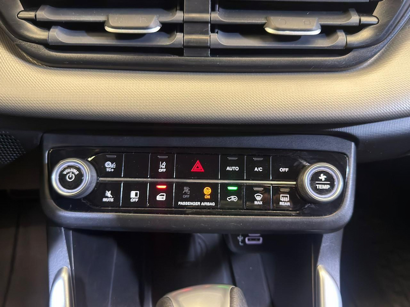 Foto do veículo FIAT FASTBACK  AUDACE 2023 26.174 KM 107.900,00