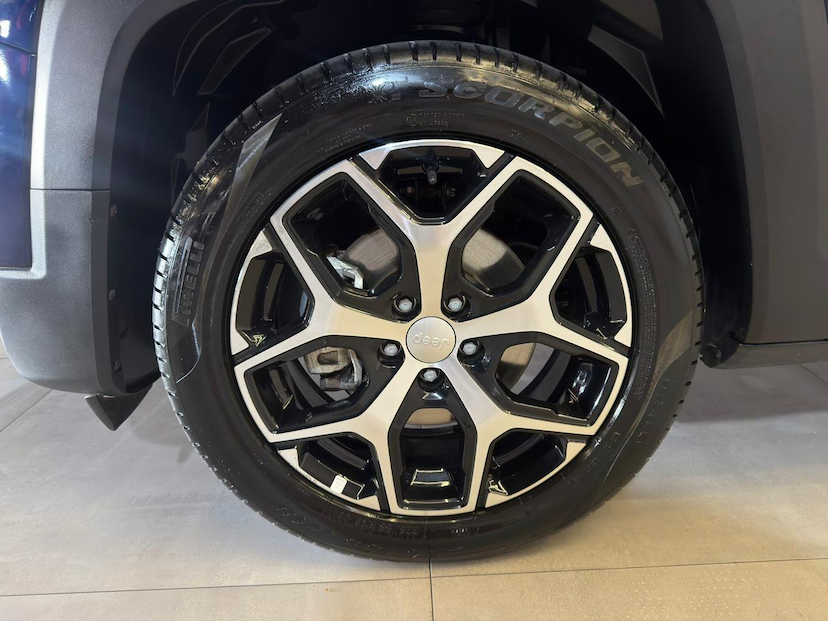 Foto do veículo JEEP RENEGADE  SAHARA 2025 19.989 KM 142.900,00