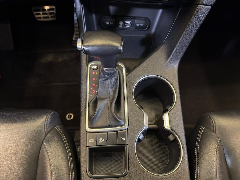 Foto do veículo KIA SPORTAGE  EX 4X2 2.0 16V AUT. 2017 99.167 KM 102.900,00