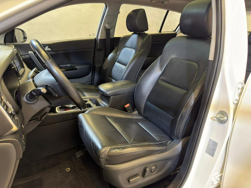 Foto do veículo KIA SPORTAGE  EX 4X2 2.0 16V AUT. 2017 99.167 KM 102.900,00