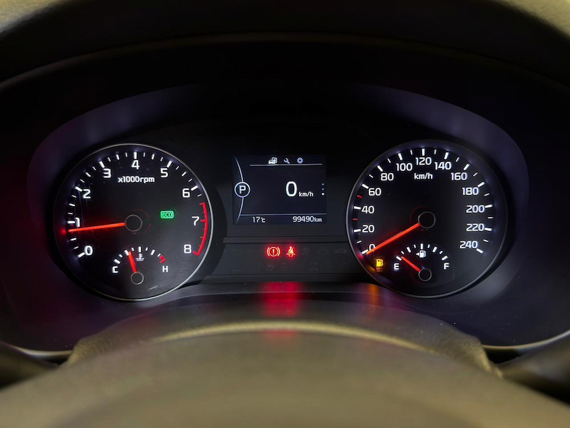 Foto do veículo KIA SPORTAGE  EX 4X2 2.0 16V AUT. 2017 99.167 KM 102.900,00