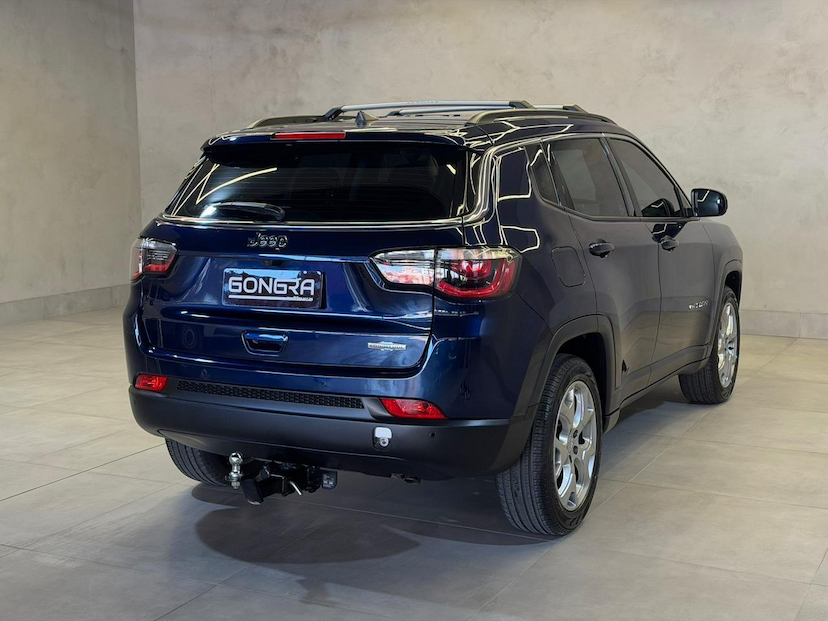Foto do veículo JEEP COMPASS  LONGITUDE 2.0 FLEX AUT 2021 21.500 KM 109.900,00